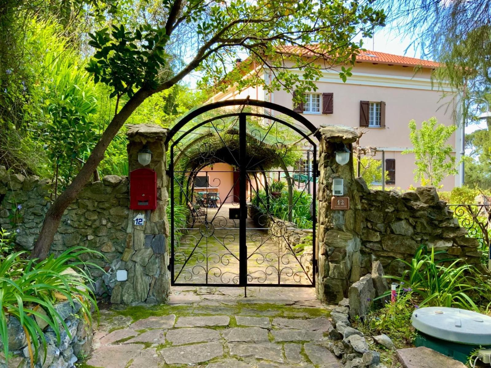 Aragonite Azzurra Casa Vacanza Gonnesa Buitenkant foto